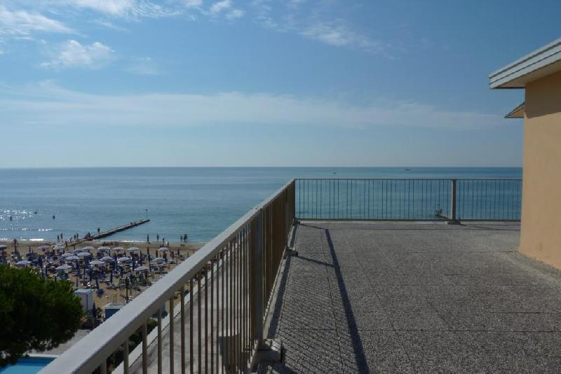 Al Mare 19