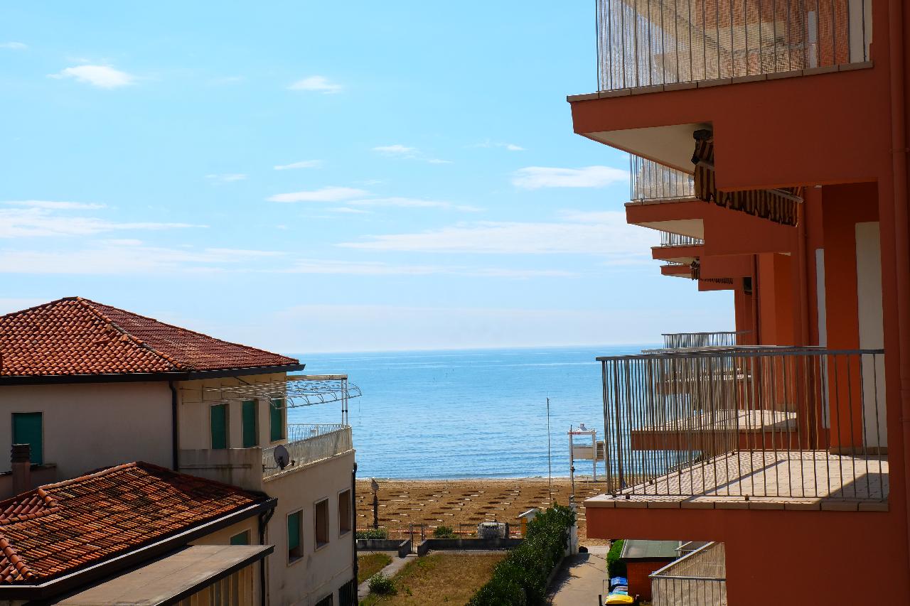foto 21 appartamento Jesolo Condominio Shopping Center
