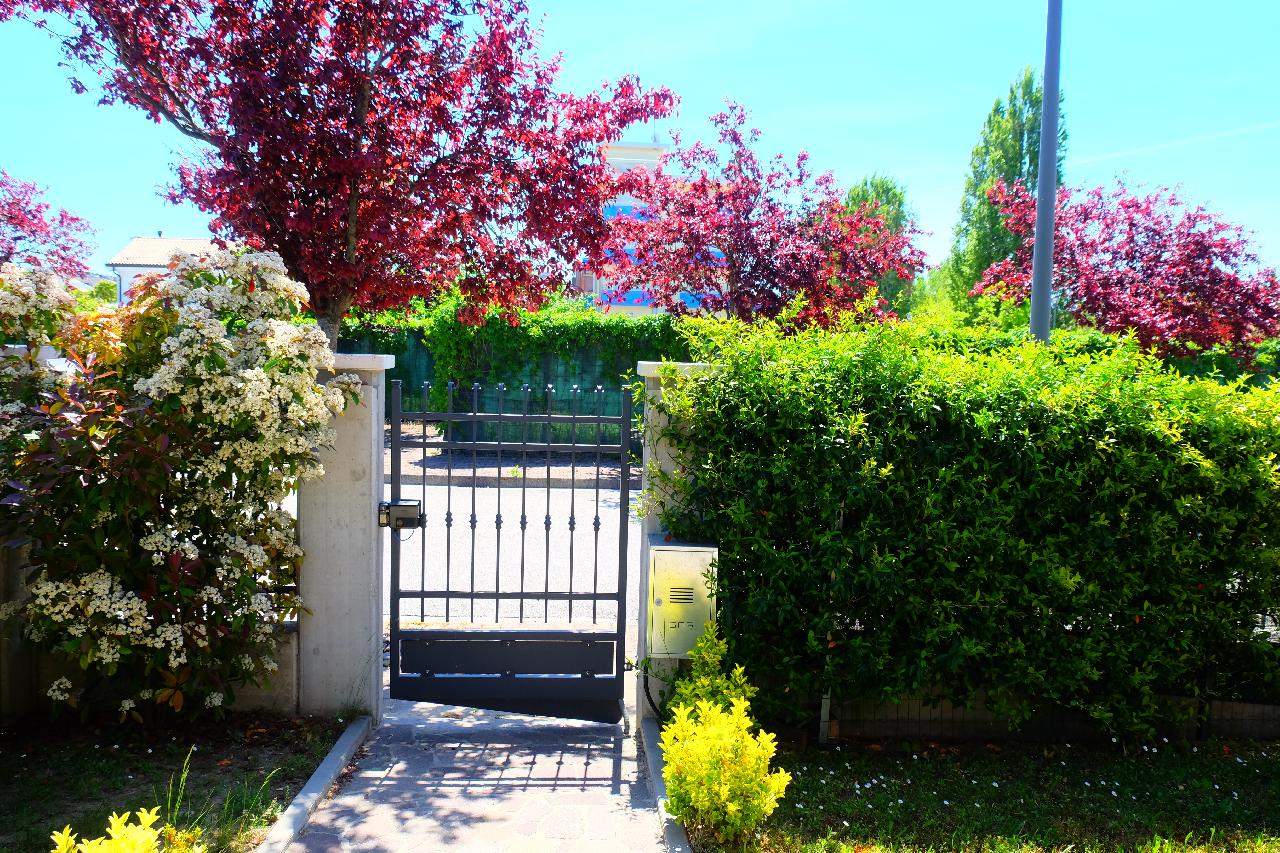 Casa Jesolo Villa Mascagni 02