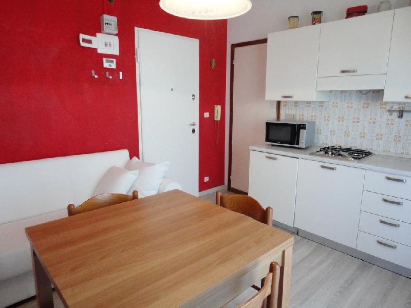 appartamento disponibile in affitto VILLA MAURO 12
